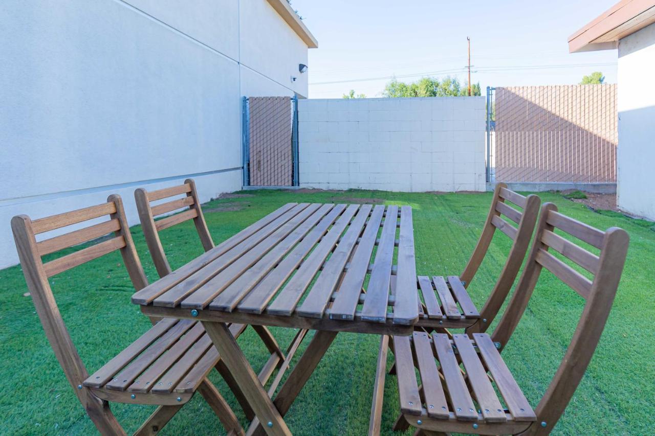 Newly Remodeled 2B1B House On Historic Route 66 Villa Glendora Bagian luar foto